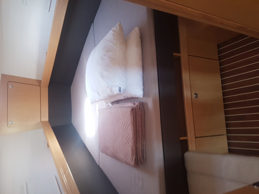 Yacht BAVARIA - Cruiser 41 "Amalfi"