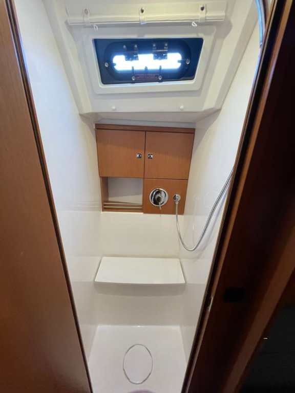 Yacht BAVARIA - Cruiser 46 "Orfeas"