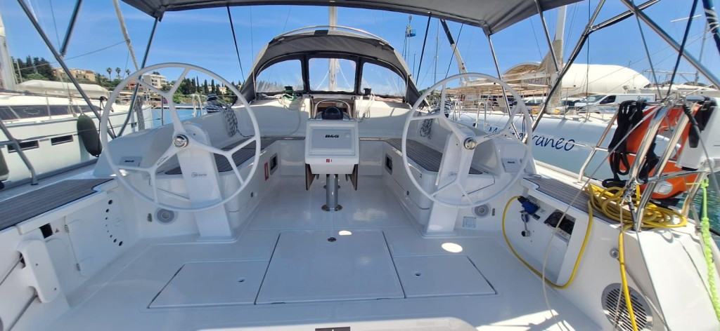 Yacht BAVARIA - Cruiser 46 "Polyfimos"