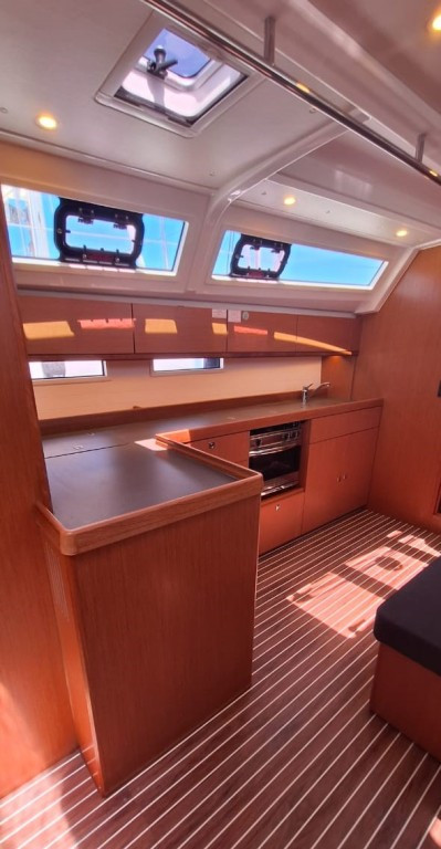 Yacht BAVARIA - Cruiser 46 "Polyfimos"