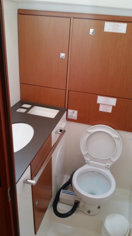 Yacht BAVARIA - Cruiser 46 "Faethon"