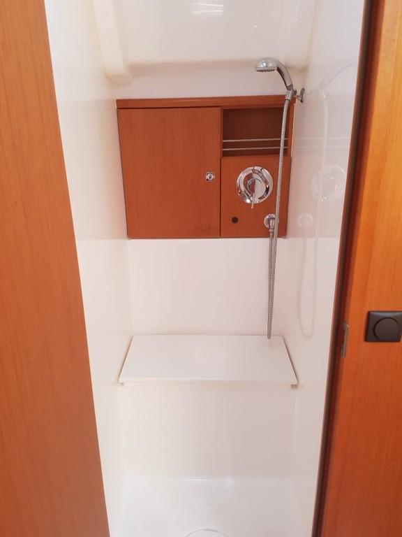 Yacht BAVARIA - Cruiser 51 ""