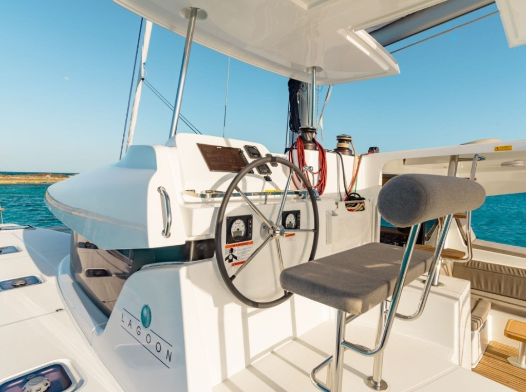 Yacht LAGOON - 42 ""