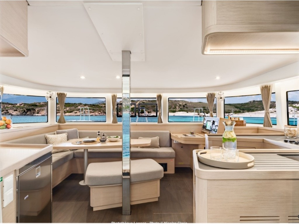 Yacht LAGOON - 42 ""