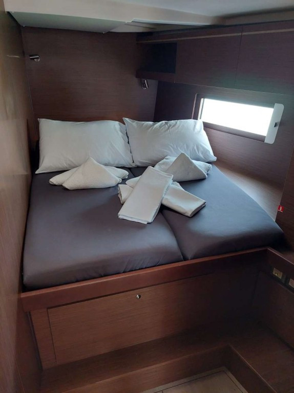 Yacht BENETEAU - Oceanis 51.1 "Omiros"