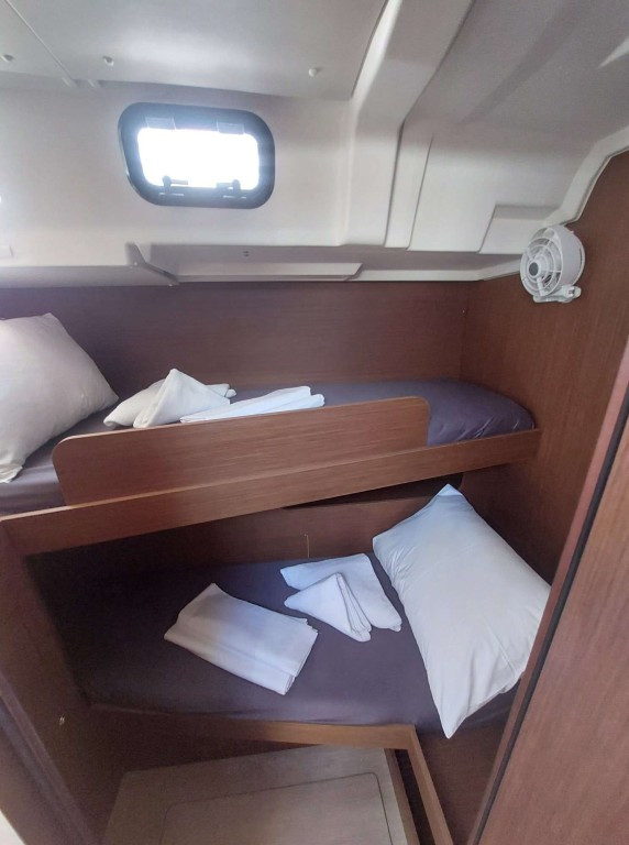 Yacht BENETEAU - Oceanis 51.1 "Omiros"