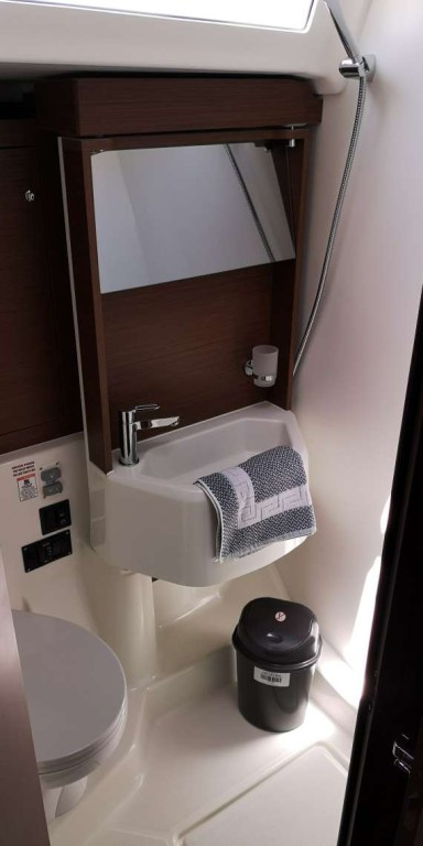 Yacht BENETEAU - Oceanis 51.1 "Boo Chloo Boo"