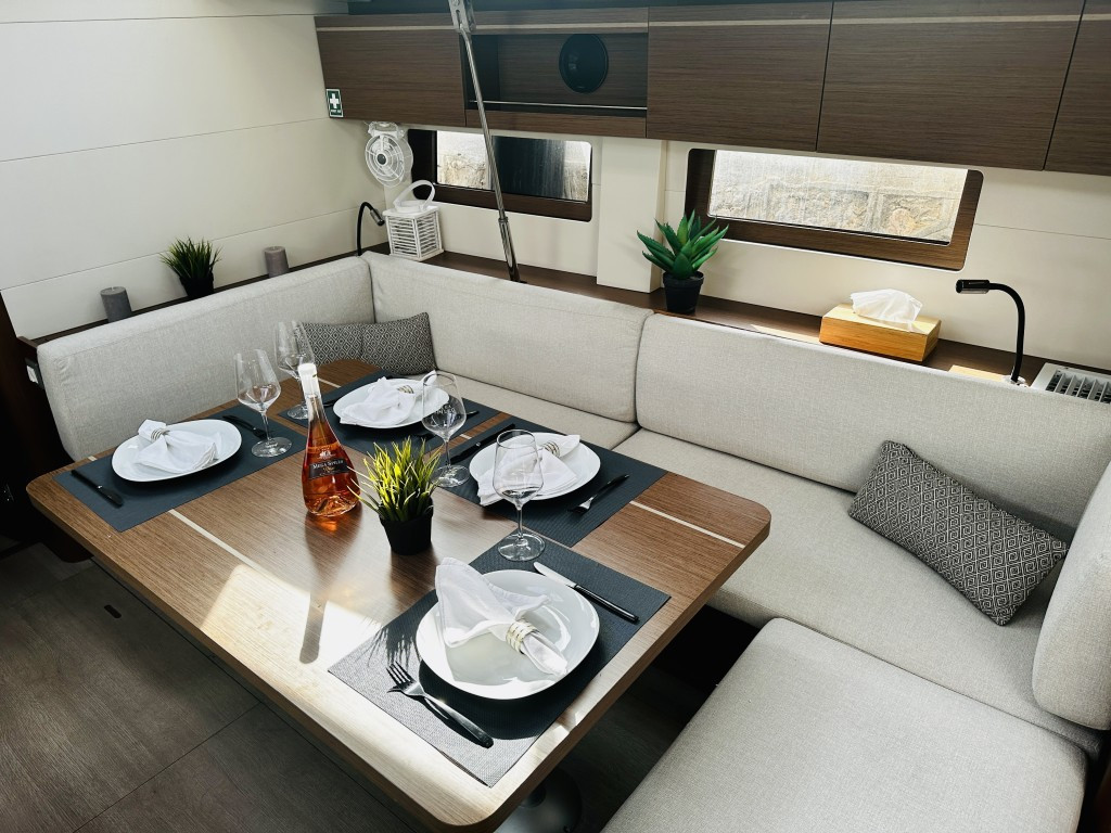Yacht BENETEAU - Oceanis 51.1 "Okeanos"