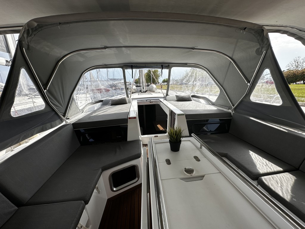Yacht BENETEAU - Oceanis 51.1 "Okeanos"