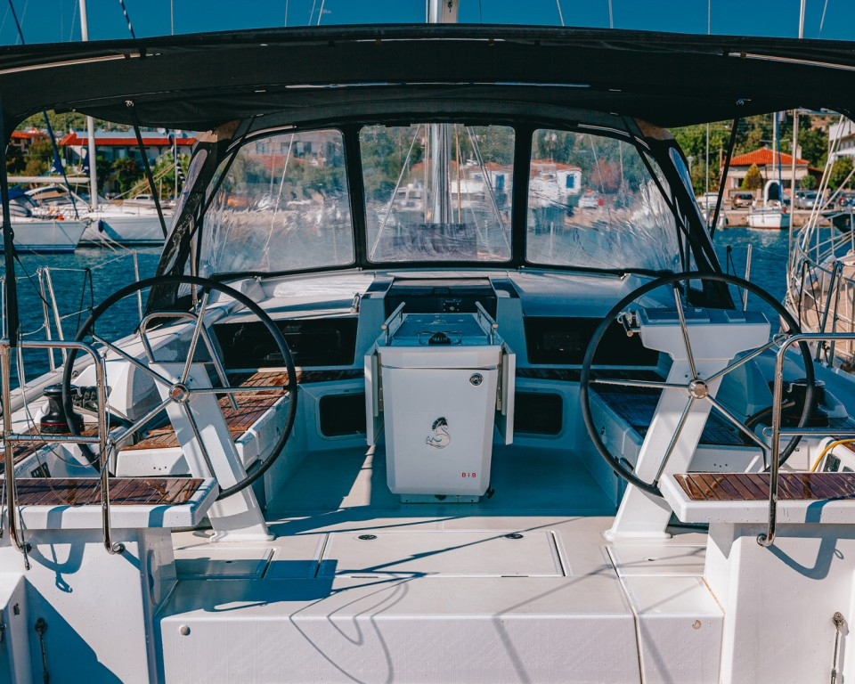 Yacht BENETEAU - Oceanis 51.1 "Polis"