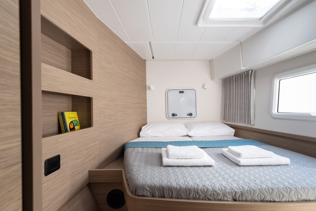 Yacht LAGOON - 42 "Utopia"