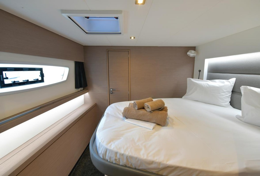 Yacht FOUNTAINE PAJOT - Saona 47 "Eclipsea"