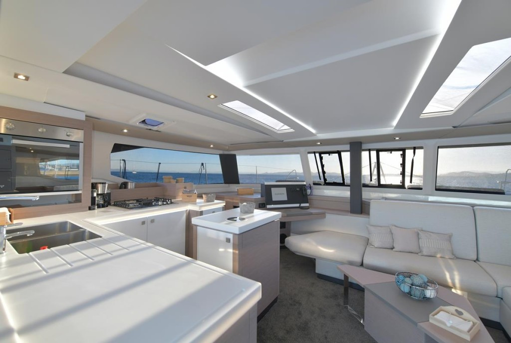 Yacht FOUNTAINE PAJOT - Saona 47 "Eclipsea"