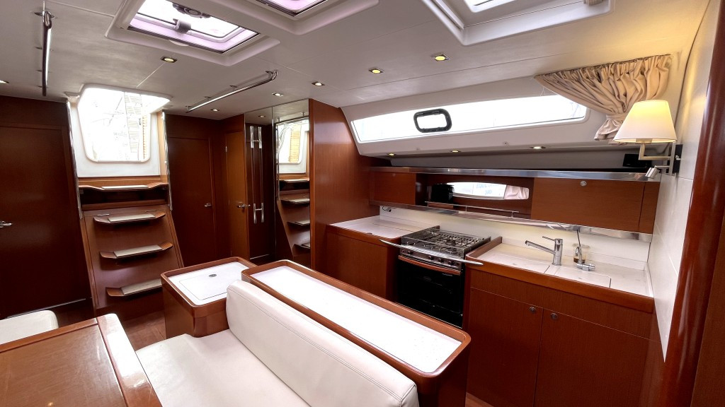 Yacht BENETEAU - Oceanis 50 "Thano"