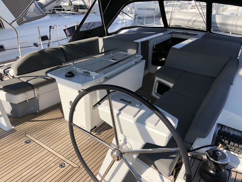 Yacht BENETEAU - Oceanis 51.1 "Salt Water"