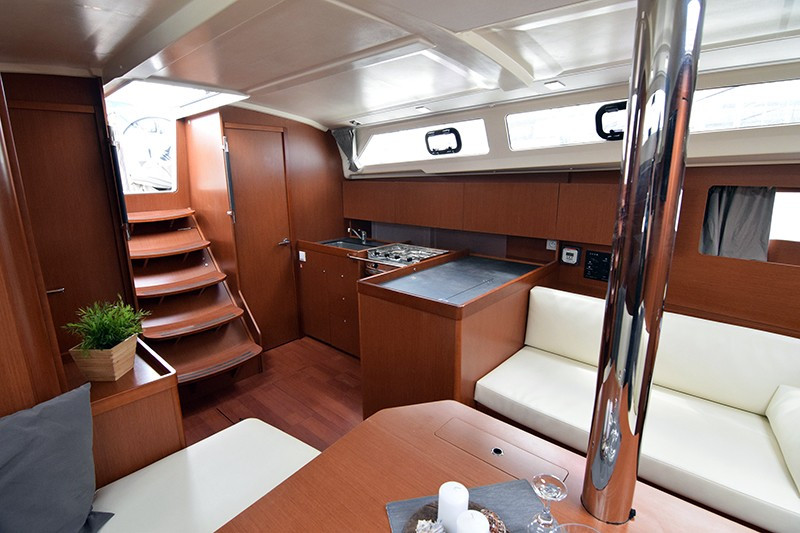 Yacht BENETEAU - Oceanis 41.1 "Norma"