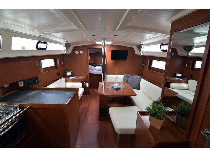 Yacht BENETEAU - Oceanis 41.1 "Norma"