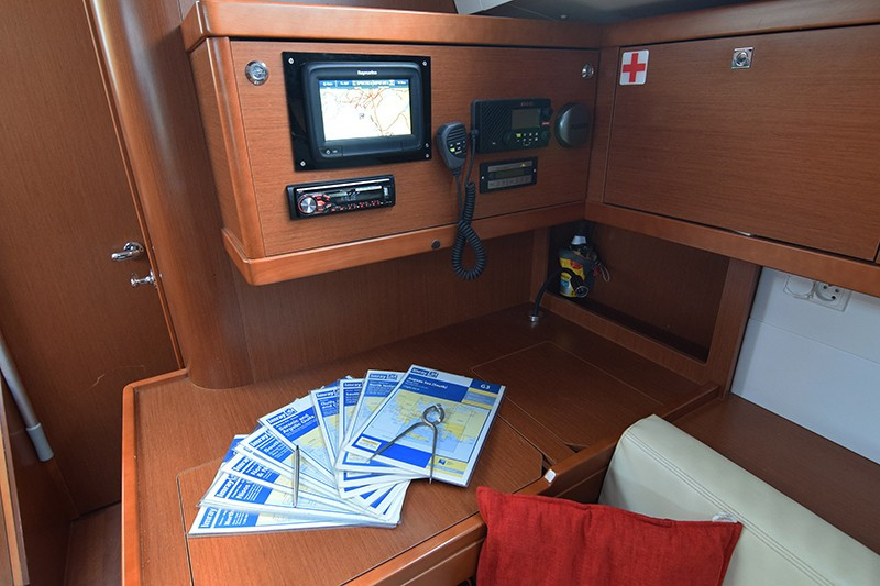 Yacht BENETEAU - Oceanis 48 "Butterfly"