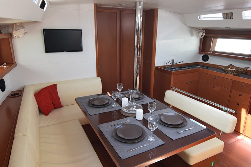 Yacht BENETEAU - Oceanis 48 "Butterfly"