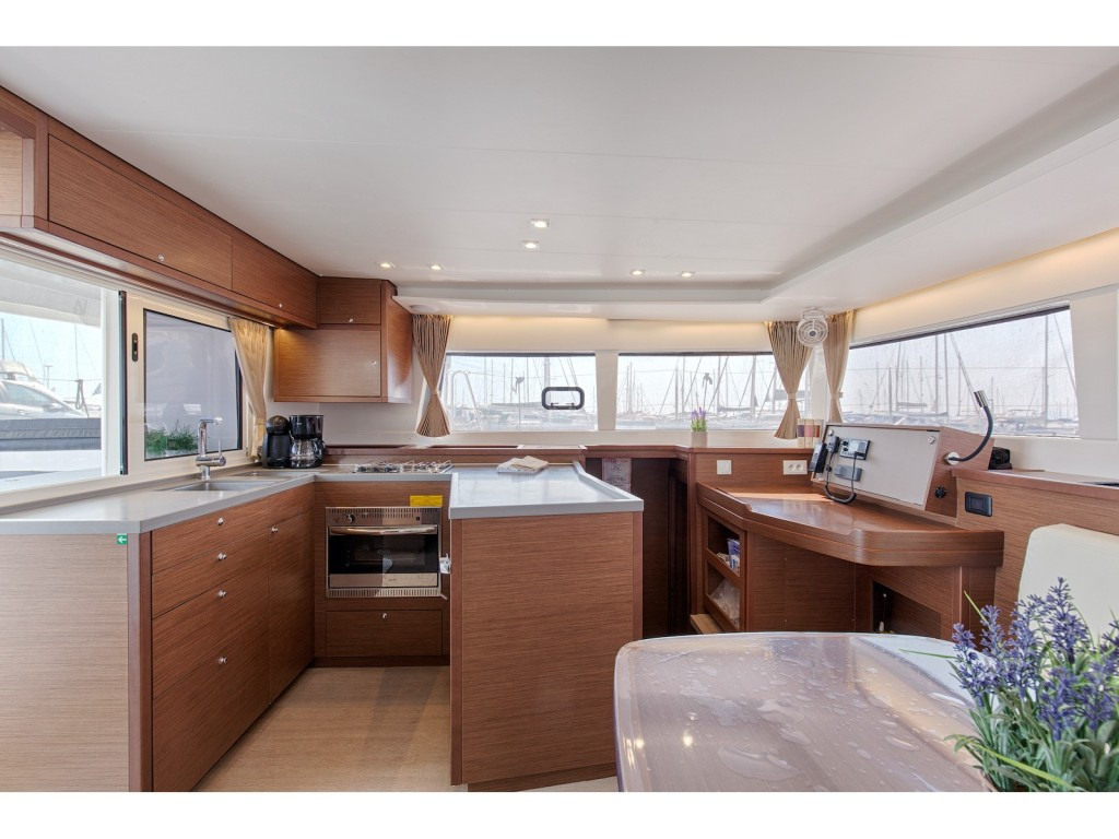 Yacht LAGOON - 450 F "Relax"