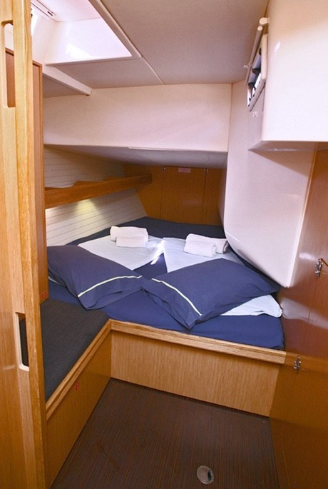 Yacht BAVARIA - 55 Cruiser "Apollon"