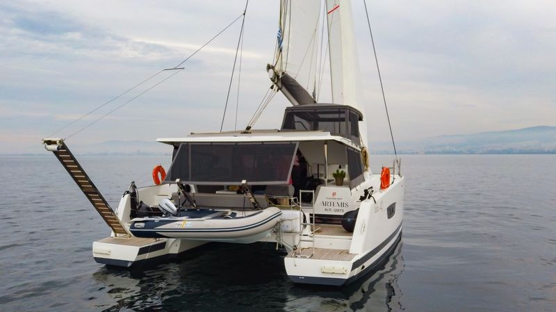 Yacht FOUNTAINE PAJOT - Isla 40 "Artemis"