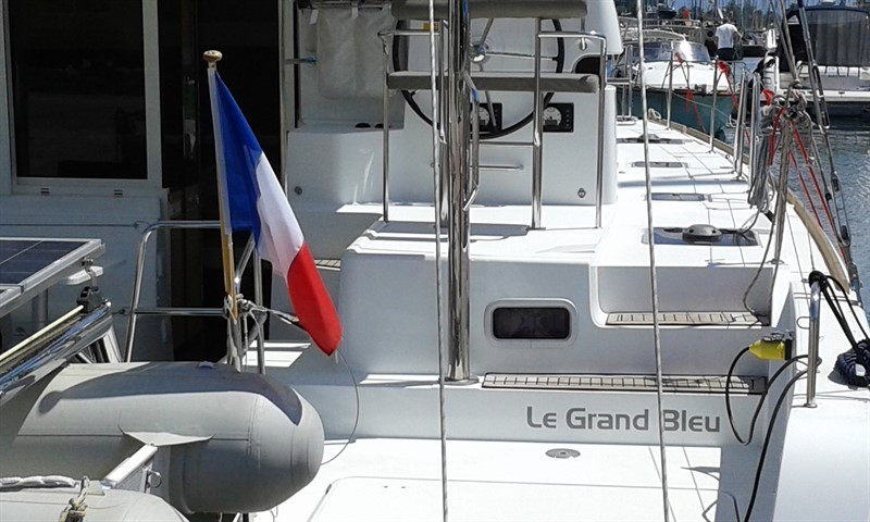 Yacht LAGOON - 39 "Le Grand Bleu"