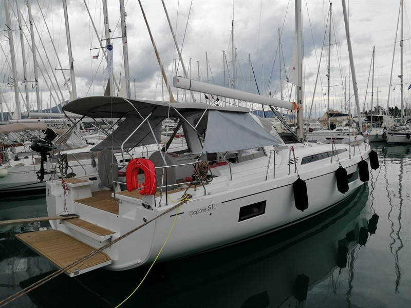 Yacht BENETEAU - Oceanis 51.1 "Shine"