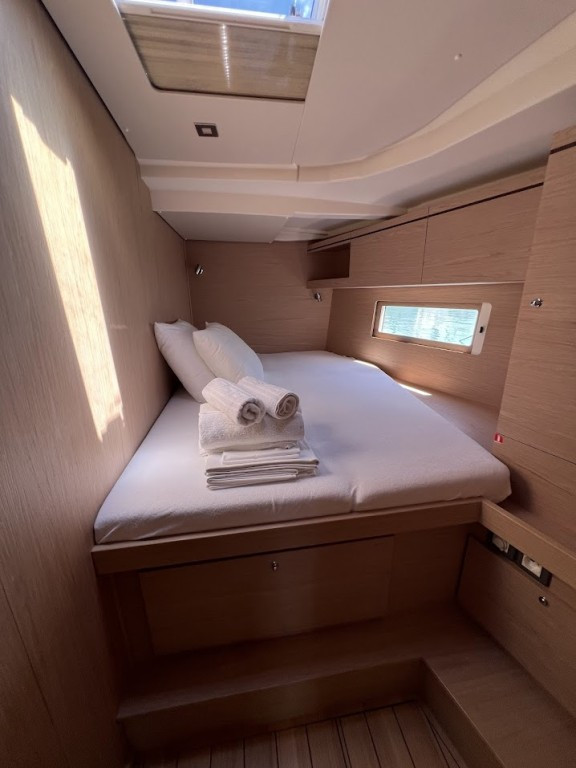 Yacht BENETEAU - Oceanis 51.1 "Shine"