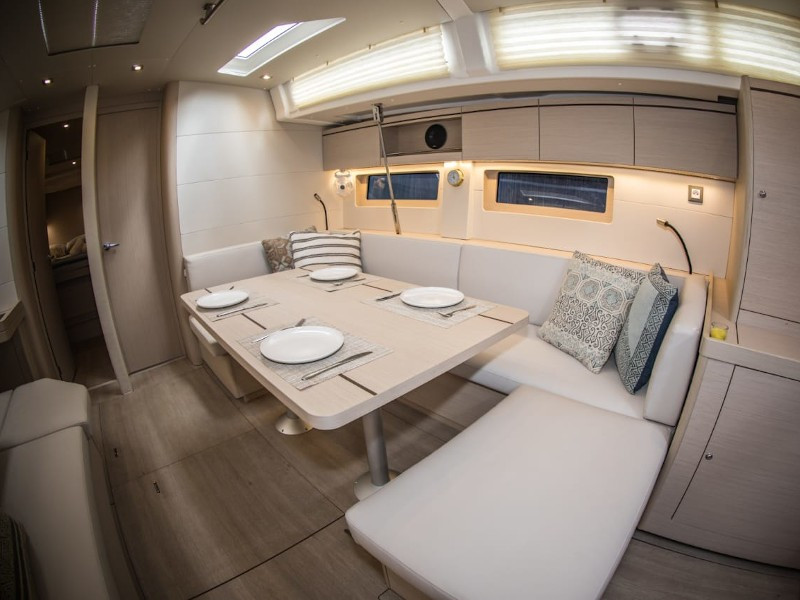 Yacht BENETEAU - Oceanis 51.1 "Nireas"