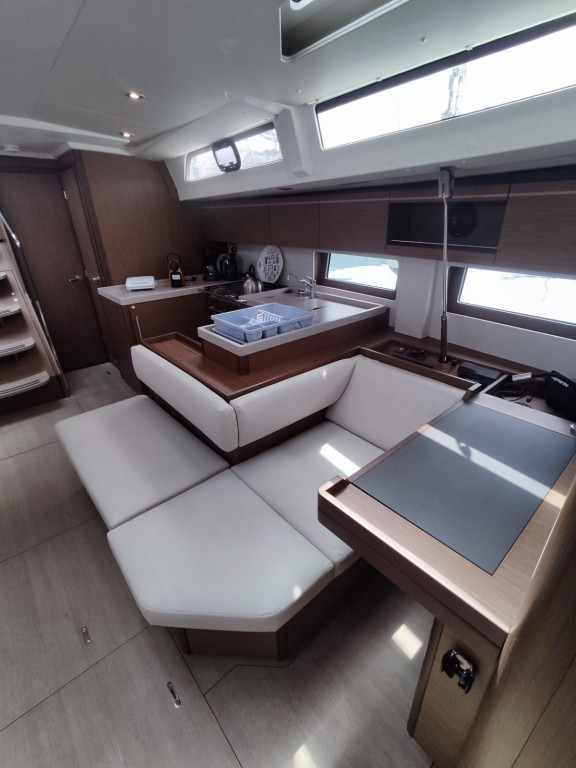 Yacht BENETEAU - Oceanis 51.1 "Dalia"