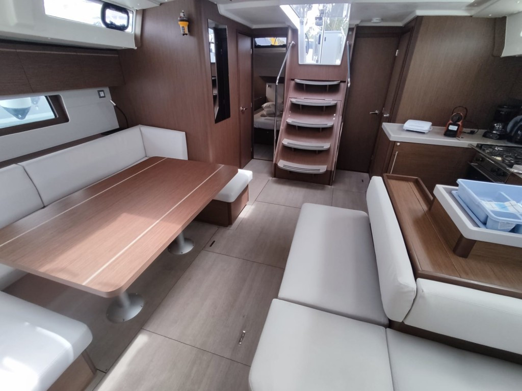 Yacht BENETEAU - Oceanis 51.1 "Dalia"
