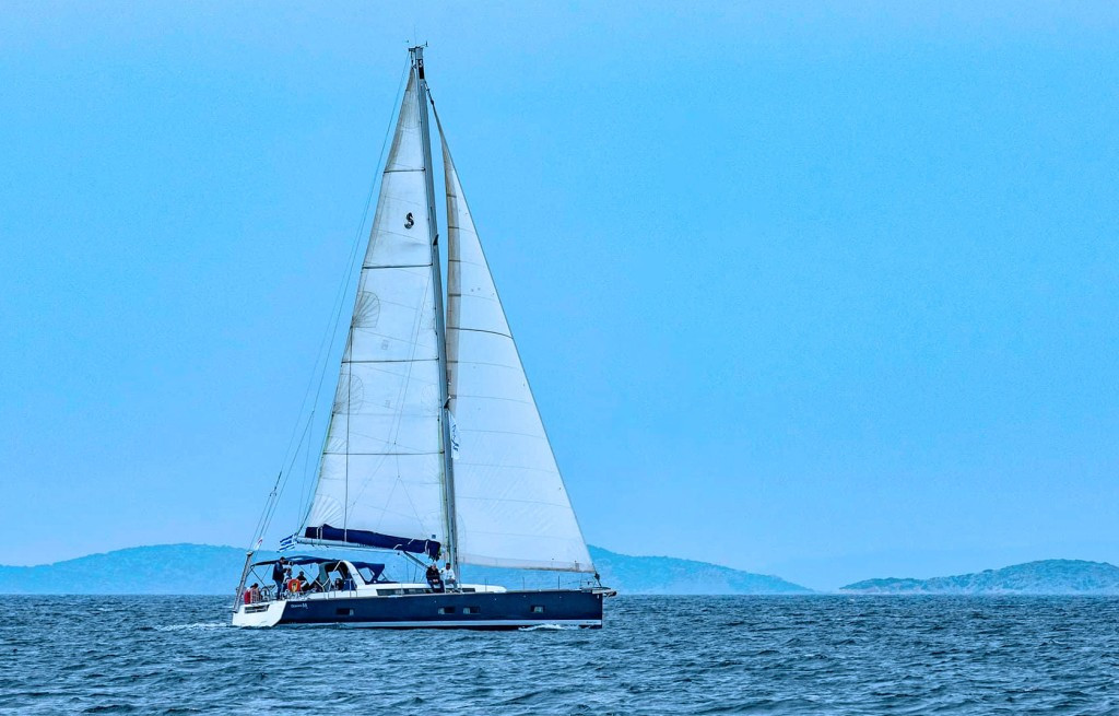 Yacht BENETEAU - Oceanis 55 "Lucky Trader"