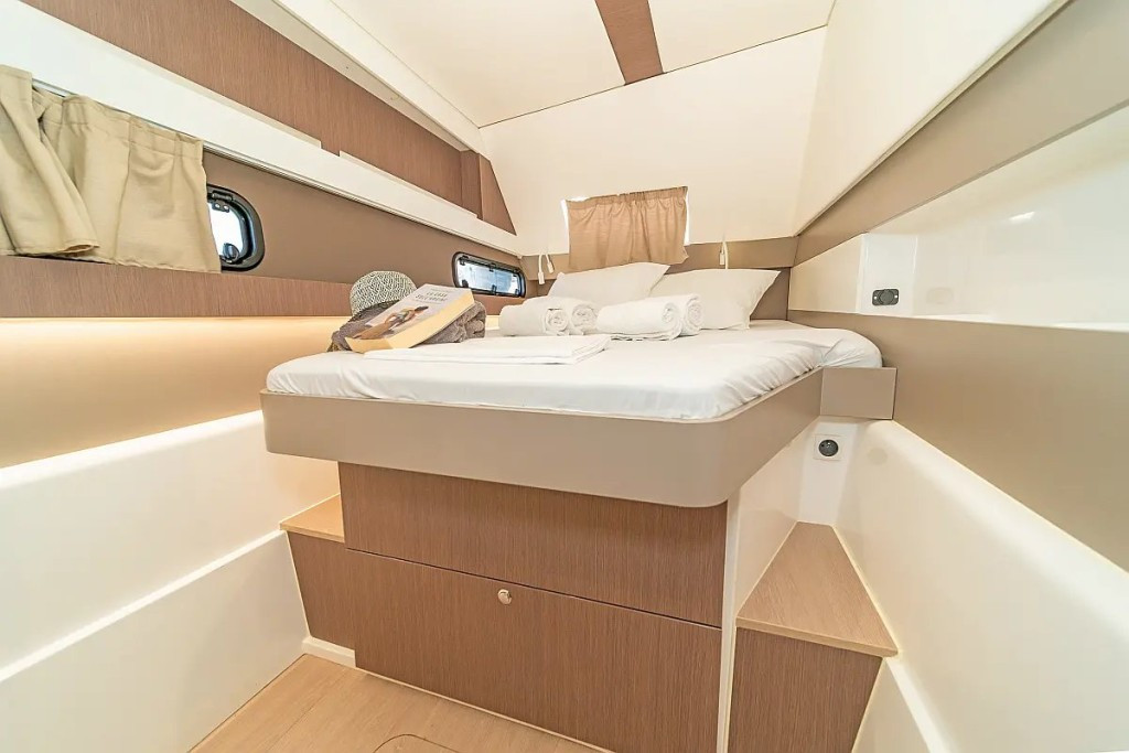 Yacht CATANA - Bali 4.1 "Galassia"