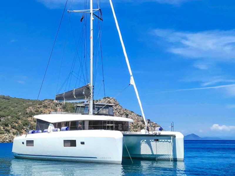 Yacht LAGOON - 42 "Blue Steel"