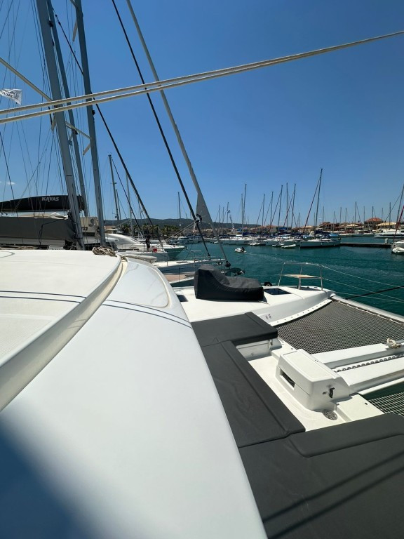 Yacht LAGOON - 46 "Cass"