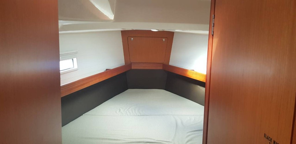 Yacht BAVARIA - Cruiser 41 "Alkyoni"