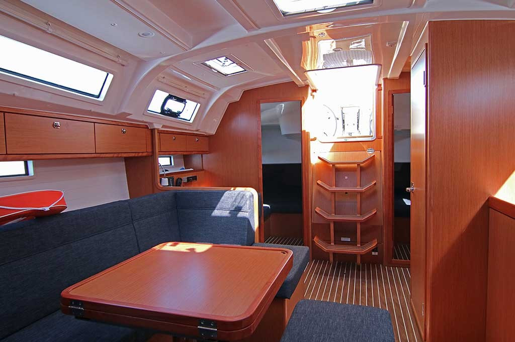 Yacht BAVARIA - Cruiser 41 "Optasia"