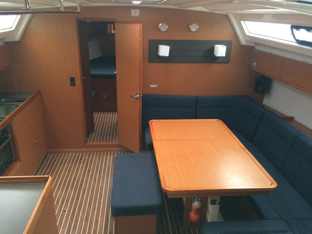 Yacht BAVARIA - Cruiser 46 "Fedias"