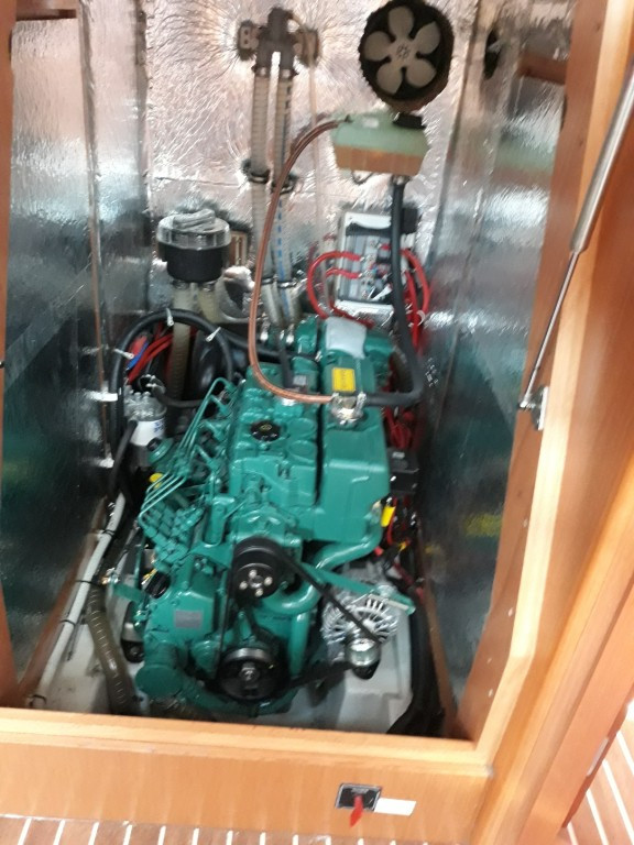 Yacht BAVARIA - Cruiser 46 "Fedias"