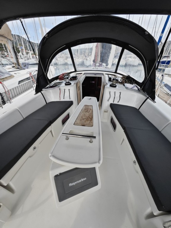 Yacht BENETEAU - Oceanis 43 "Lilium"