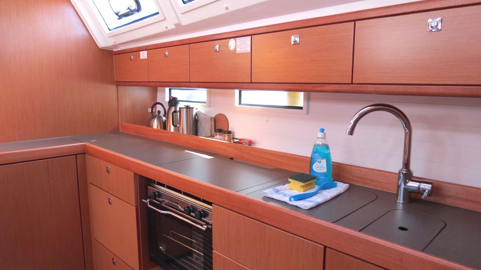 Yacht BAVARIA - Cruiser 46 ""