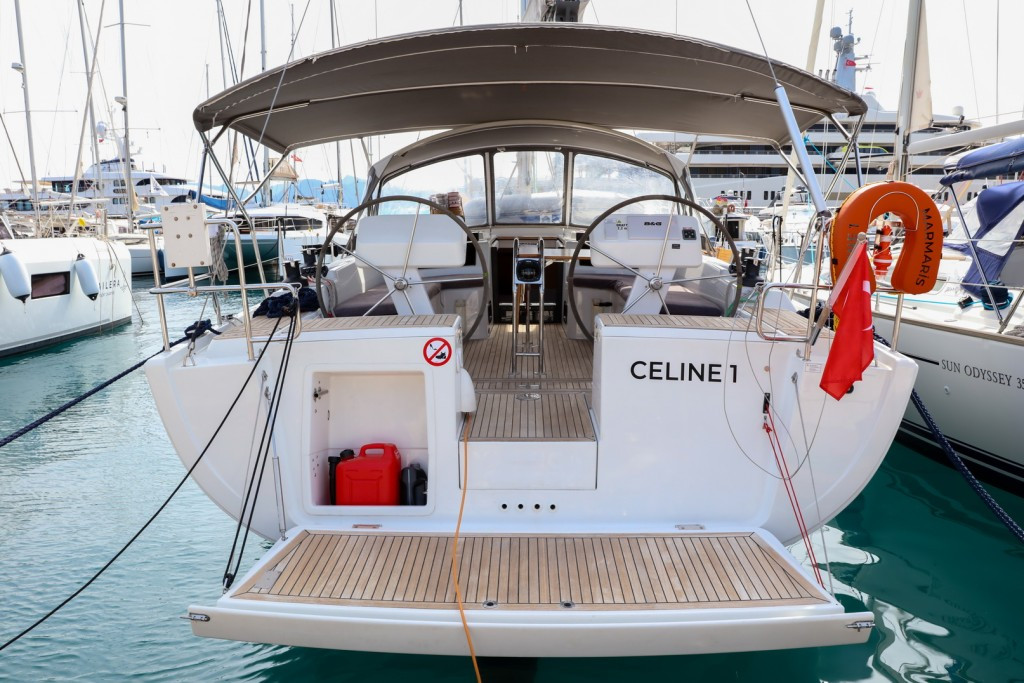 Yacht HANSE - 458 "Celine 1"