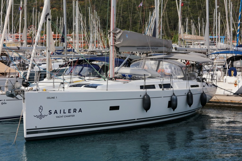 Yacht HANSE - 458 "Celine 1"