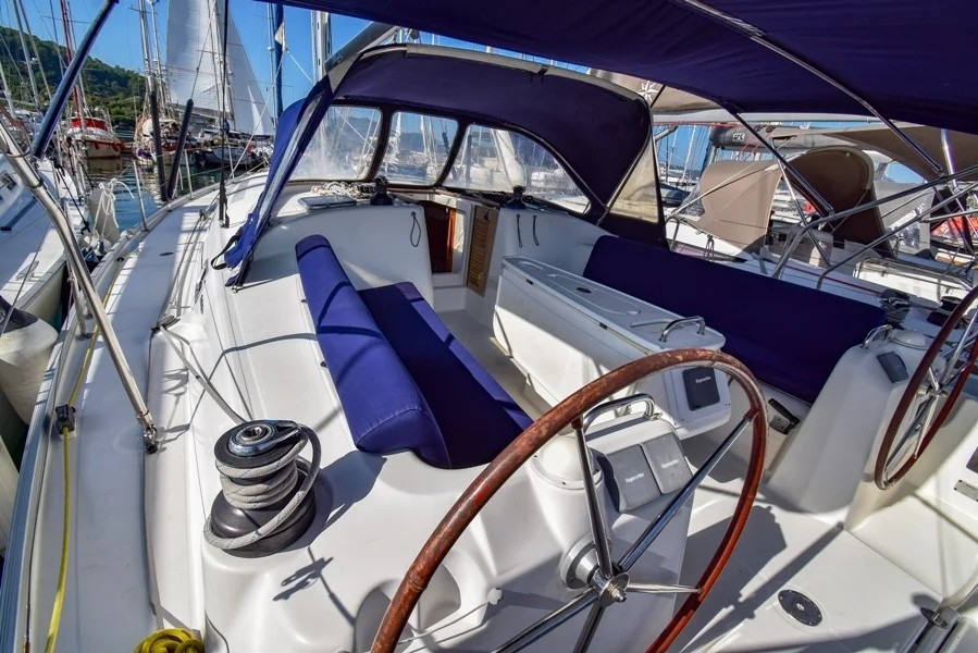Yacht BENETEAU - Cyclades 43.4 "Blondie"