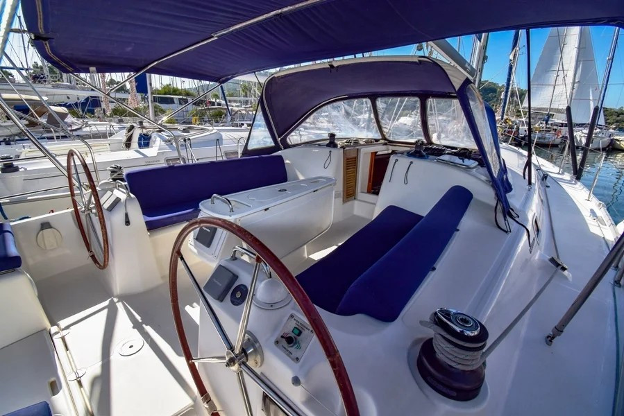 Yacht BENETEAU - Cyclades 43.4 "Blondie"