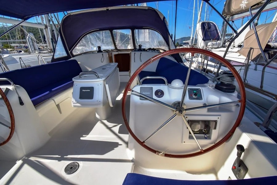 Yacht BENETEAU - Cyclades 43.4 "Blondie"