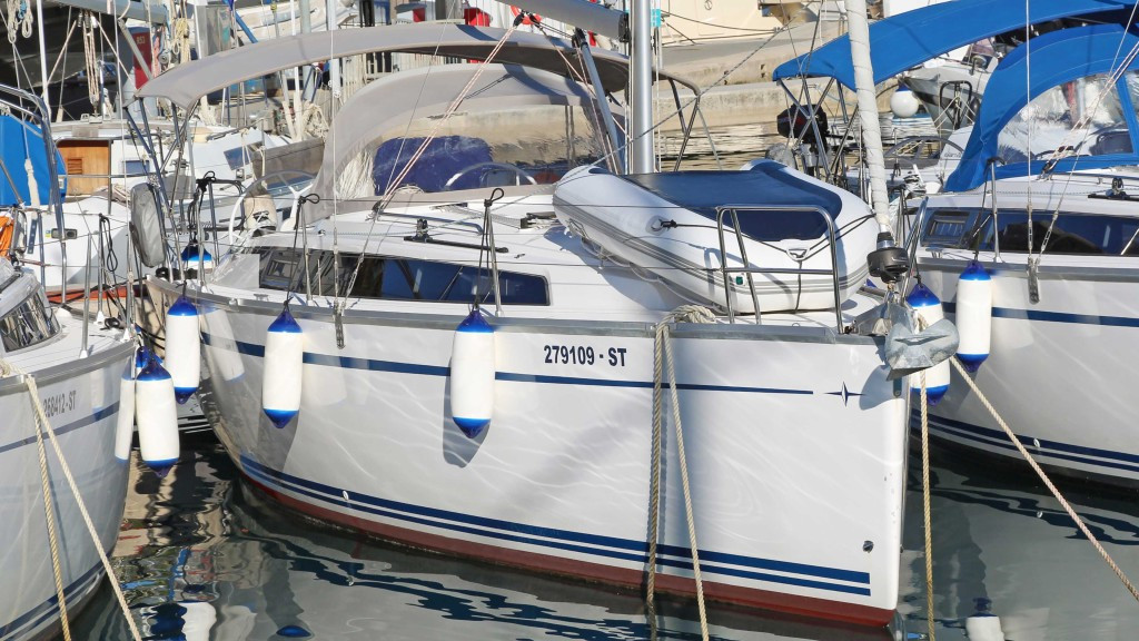 Yacht BAVARIA - Cruiser 34 "Mrduja"