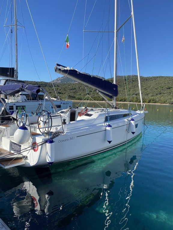 Yacht BENETEAU - Oceanis 34.1 "Angelica"