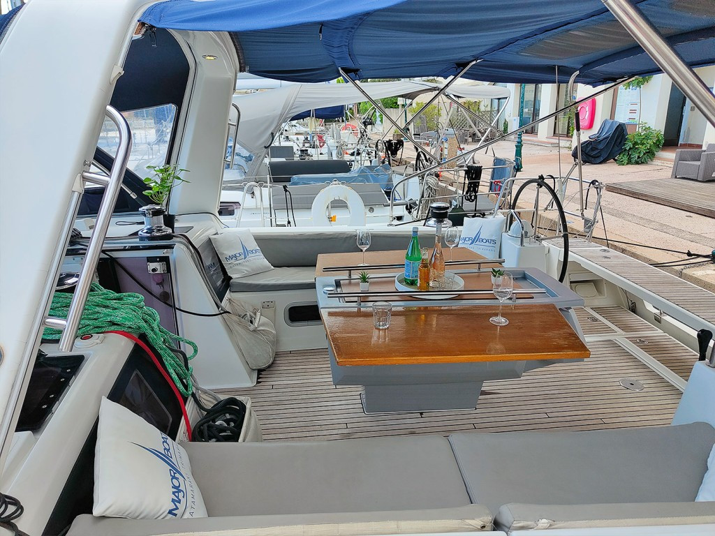 Yacht BENETEAU - Oceanis 48 "Ios III"